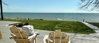 WATERFRONT 3 BED/3 BATH HOME LAKE HURON TAWAS MI SLEEPS 10 
