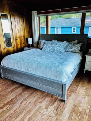 3 chambres, fer et planche à repasser, accès au Wi-Fi (inclus)