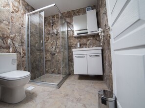 Bathroom - Alya Suit (Istanbul)