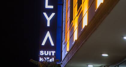 Alya Suit
