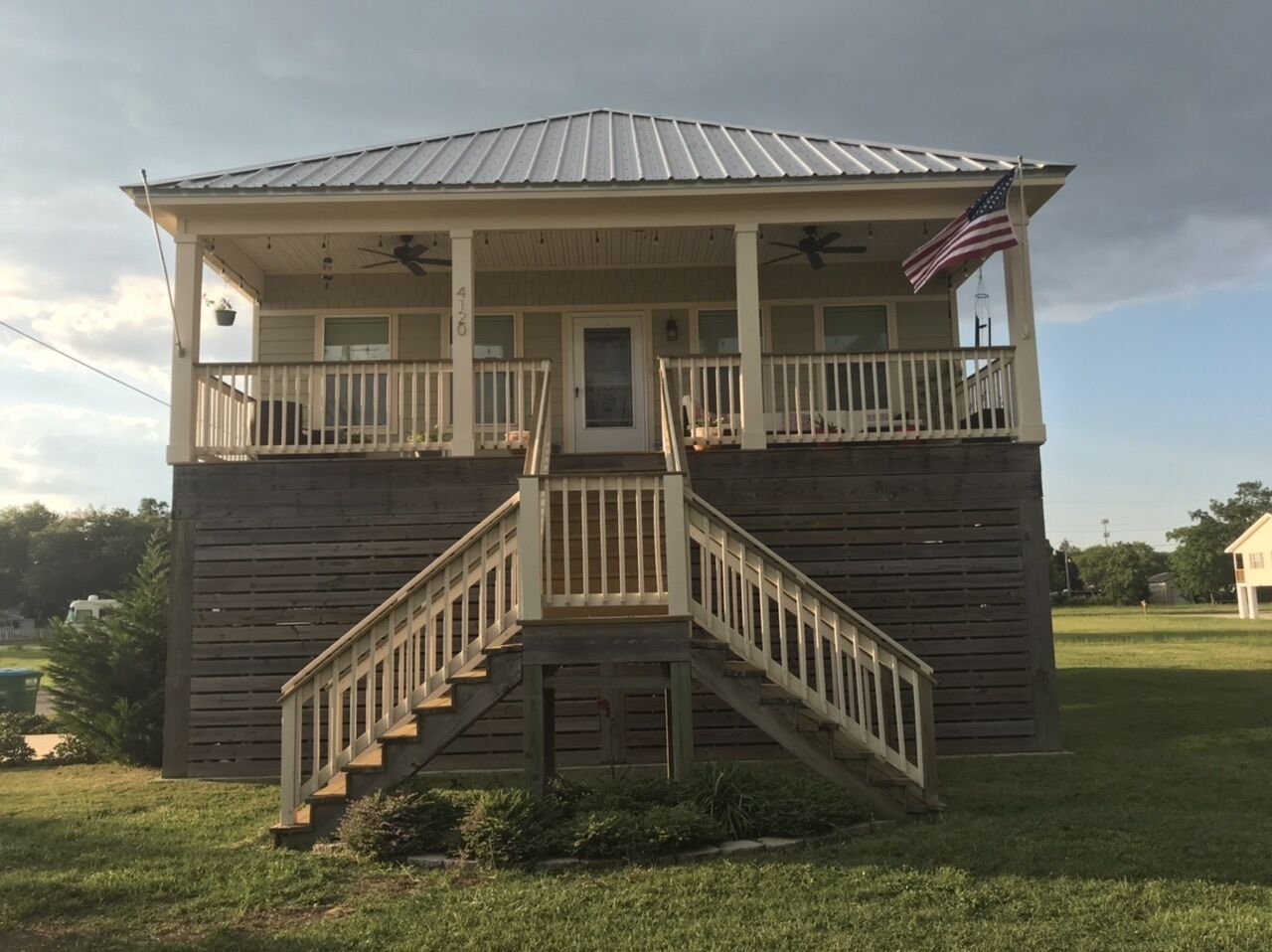 3 bed, 2 bath stilt house with beach views!
