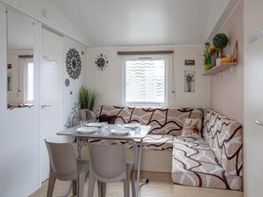 تناول الطعام