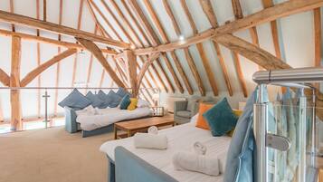 7 makuuhuonetta, silitysrauta/-lauta, Wi-Fi, vuodevaatteet