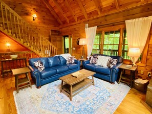 TV, fireplace, ping pong - Creekside Cabin - Private 20 Acres with Pond & Creek (Boone)