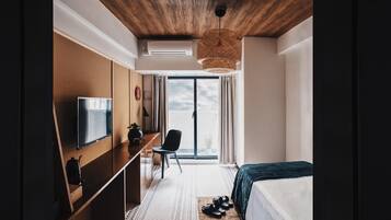 1 bedroom, free WiFi, bed sheets