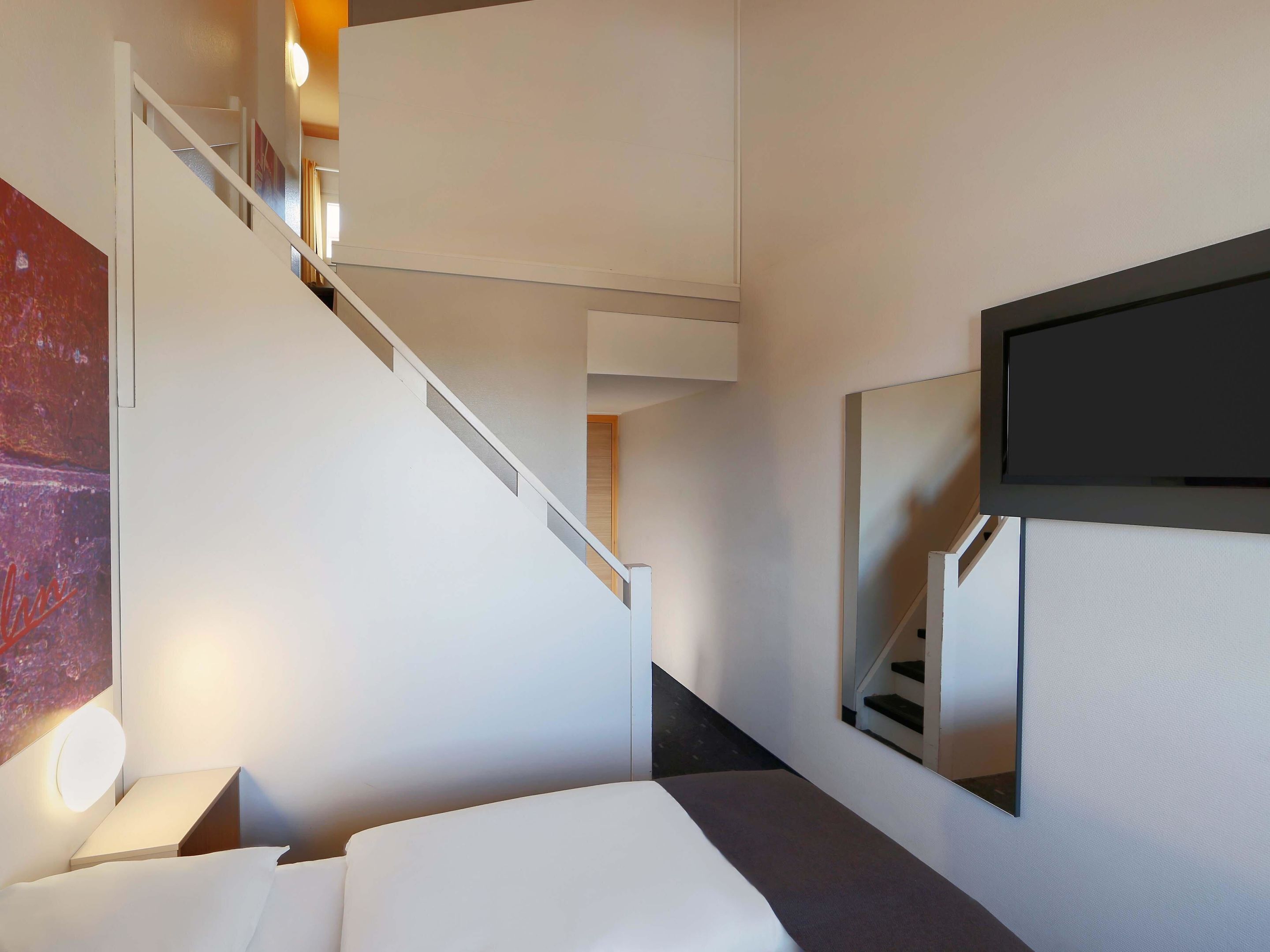 Quadruple Room | Hypo-allergenic bedding, desk, soundproofing, free WiFi