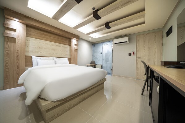 Deluxe Room, 1 Queen Bed - Suwon Sunstar Hotel (Suwon)