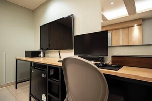 Premium bedding, down duvets, free minibar, individually furnished - Suwon Sunstar Hotel (Suwon)