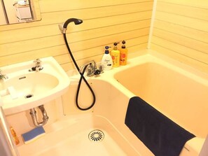 SHIN-OSAKA GRAND-H 402 | Bathroom
