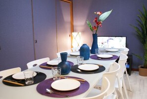 In-room dining - Shin-Osaka GRAND-H 601 (Osaka)
