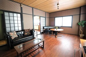 Living area - Residential Hotel Osaka chikko OC (Osaka)
