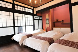 OSAKA USJ | 3 bedrooms, free WiFi, bed sheets