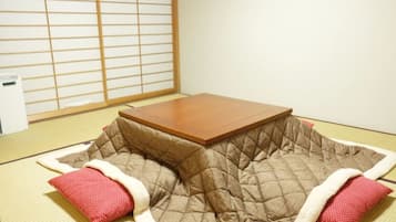 公寓, 2 间卧室 | 起居区 | 平板电视