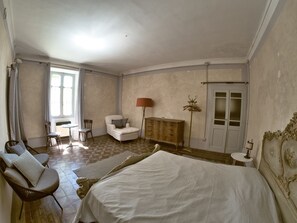 3 Schlafzimmer, Bügeleisen/Bügelbrett, Reisekinderbett, WLAN