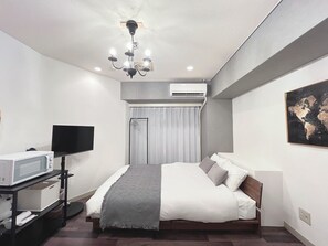 ダイネス壱番館渋谷 405 | 遮光カーテン、アイロン / アイロン台、WiFi (無料)、ベッドシーツ