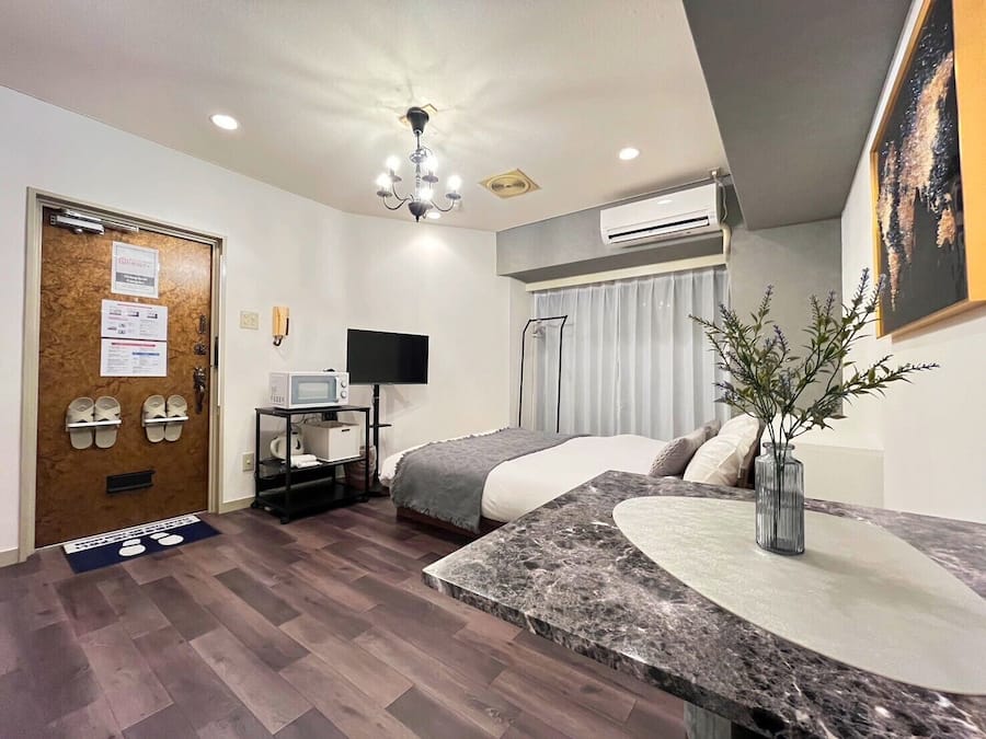 DAINES-I SHIBUYA 405 | Blackout drapes, iron/ironing board, free WiFi, bed sheets