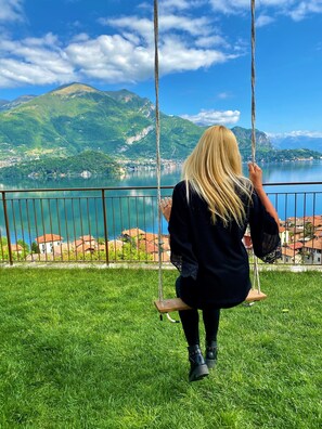 Property grounds - NEW APARTMENT NEAR BELLAGIO! BALCONY GARDEN, & STUNNING VIEW! SMERALDO (lezzeno)