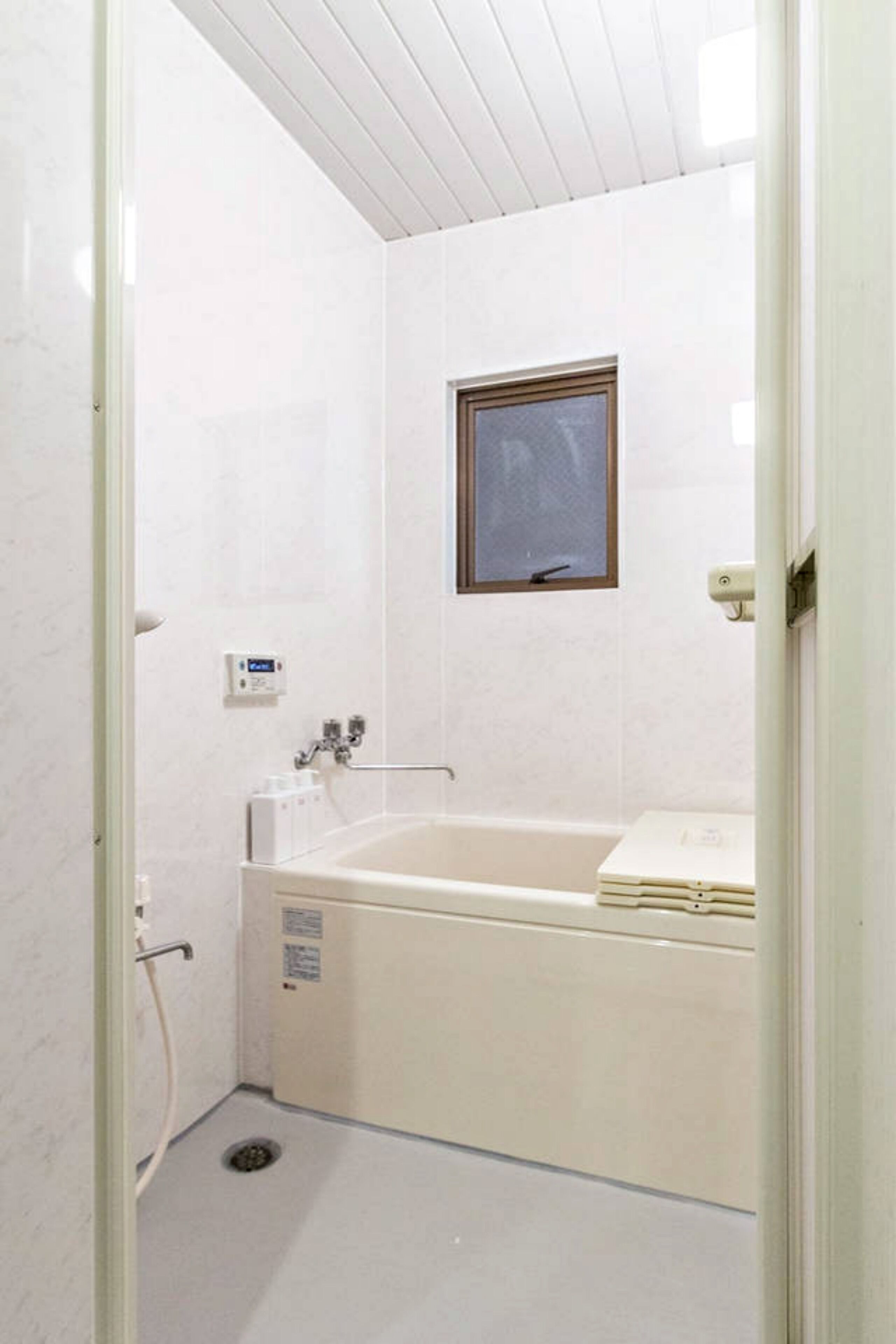 Apartment | Bathroom