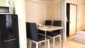 DAIICHI-H SHIN-OKUBO Room.B | 1 bedroom, iron/ironing board, free WiFi