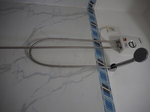 Hand-held showerhead