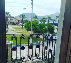 Balcony view - Burunucu Taş Otel (Foça)