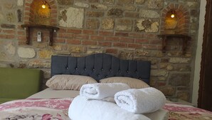Basic Room | WiFi (free) - Burunucu Taş Otel (Foça)