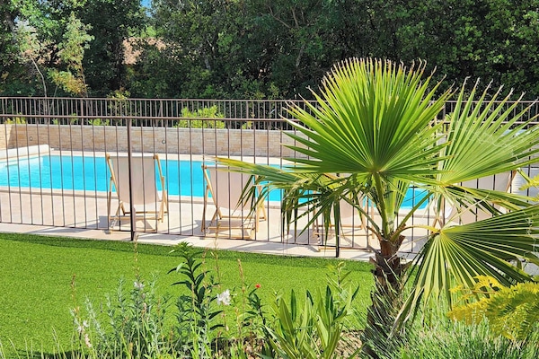 Terrasse vue piscine