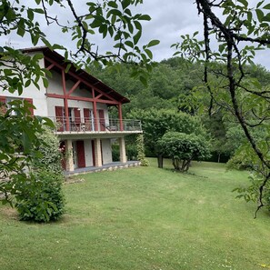 Exterior - Family House/ Maison familiale dans le Périgord Noir (LALINDE)