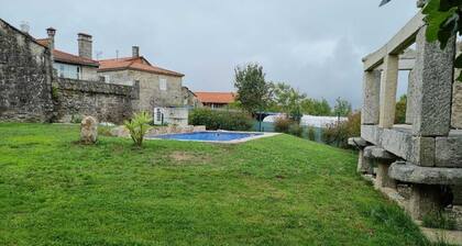 CASA O POMAR VELLO