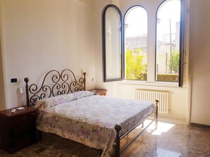 3 Schlafzimmer, Bettwäsche