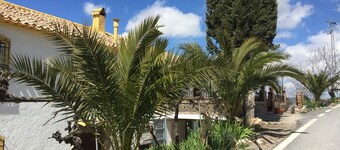 Cortijo located in the middle of Sierra Súbetica with incredible views and landscapes