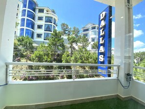 Deluxe Quadruple Room | Terrace/patio - Dallas Hotel DaLat (Da Lat)