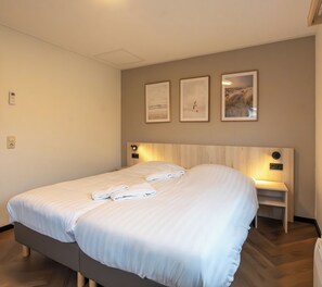 Deluxe tweepersoonskamer (Terra Mare) | Een minibar, gratis wifi, beddengoed