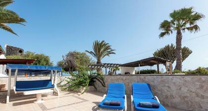 Villa Sol with 3 bedrooms Nudist village, Charco del Palo, Lanzarote, with sea view.