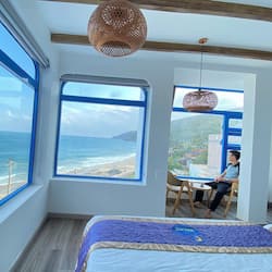 Beach/ocean view