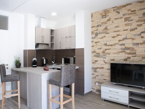 Fridge, microwave, oven, dishwasher - Stylish Apartment With Balcony & Pool Access Near The Historical Town (Kotor)