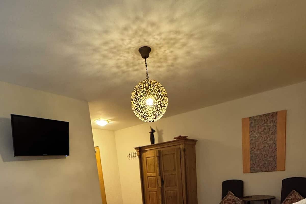 Standard Double Room | Desk, laptop workspace, cribs (free), WiFi (free)