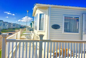 Gold Plus Standard NB 8 Berth | Terrace/patio - SNDN Caravans (Skegness)