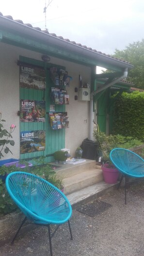 Terrace/patio - Le Hameau de la Courbière (Tarascon-sur-Ariege)