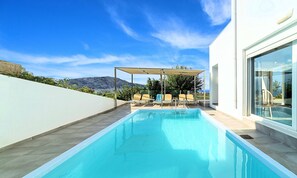 Outdoor pool, a heated pool - Cretan Sunset Villa | Heated Pool (Georgioupoli)
