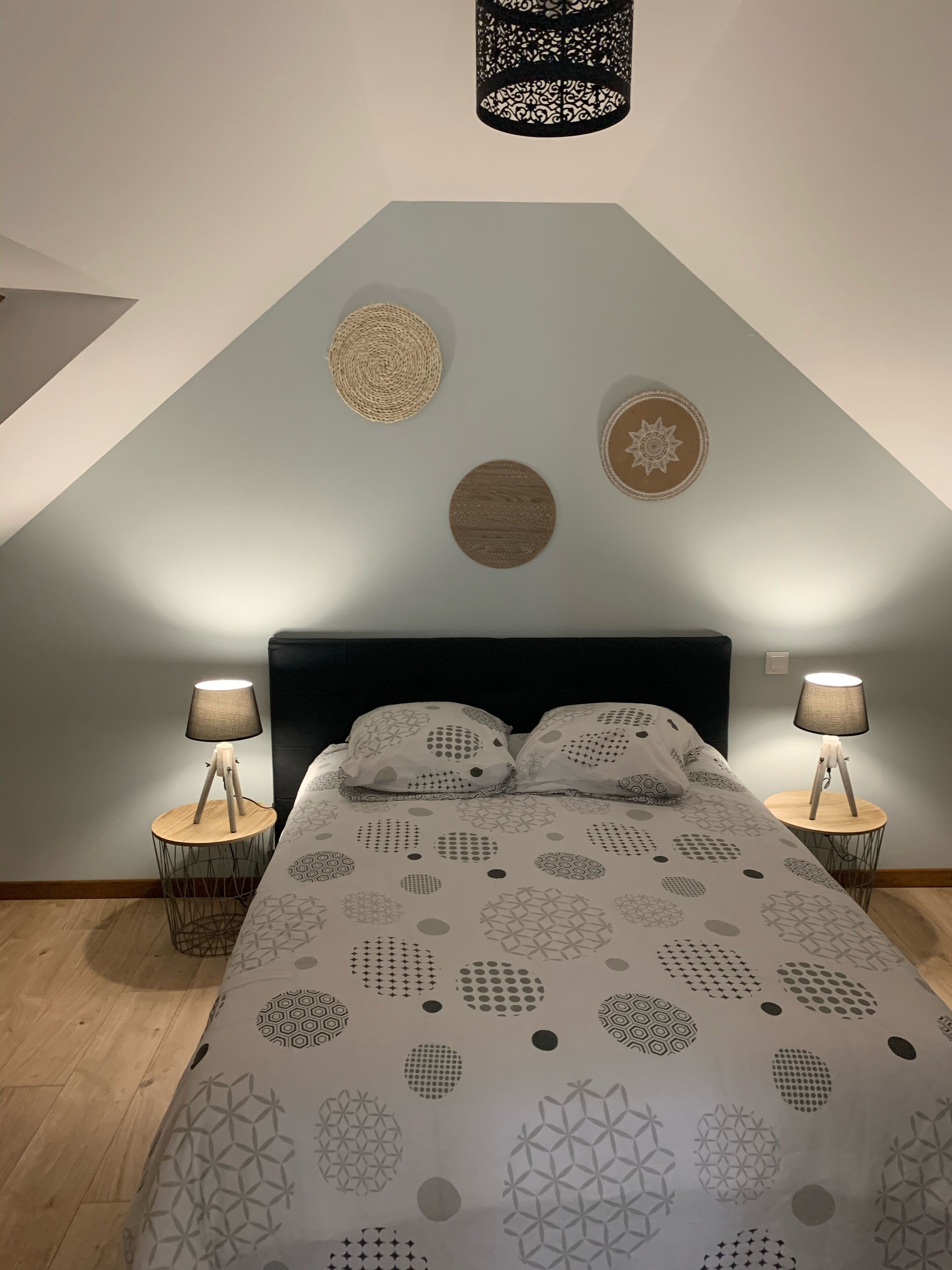 5 chambres, fer et planche à repasser, Wi-Fi gratuit, draps fournis