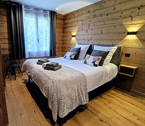 4 Schlafzimmer, schallisolierte Zimmer, Bügeleisen/Bügelbrett