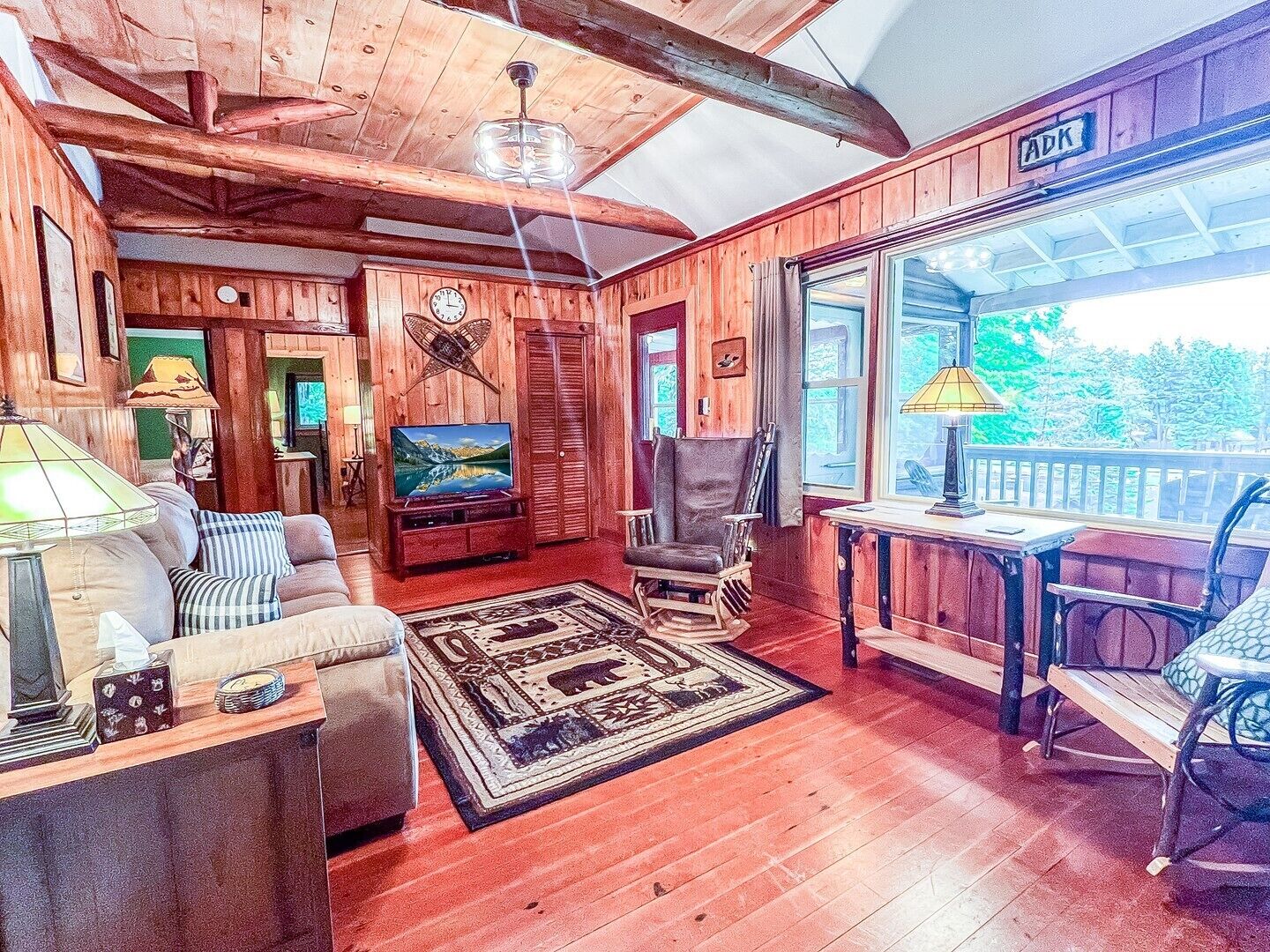 智能电视、壁炉