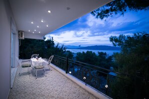 Deluxe Apartment, 1 Bedroom, Bay View | Terrace/patio - Aias summer house (Salamis)