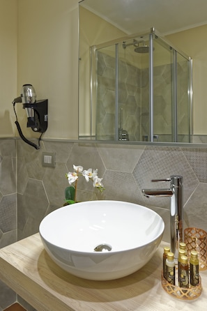 Chambre Deluxe double (CAMERA 5 RR) | Lavabo de la salle de bain