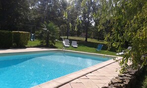 Piscine extérieure, piscine chauffée