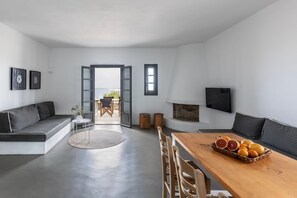 4 bedrooms, in-room safe, desk, Internet - Indigo 4 Bedroom Villa Sea View Private Pool (Paros)