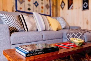 Smart TV, lareira, videogames, escritórios