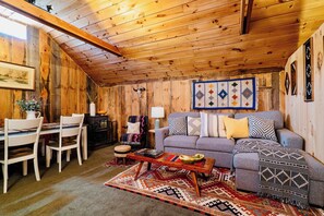 Smart TV, fireplace, video games, offices