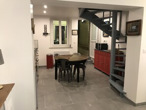 Dining - Newly renovated fisherman's house facing the entrance to the port (Fécamp)